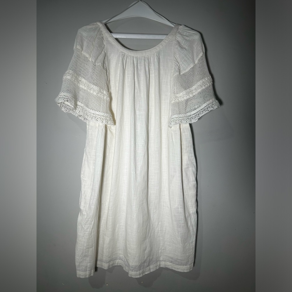 Old Navy Cream Flutter-Sleeve Mini Swing Dress M
